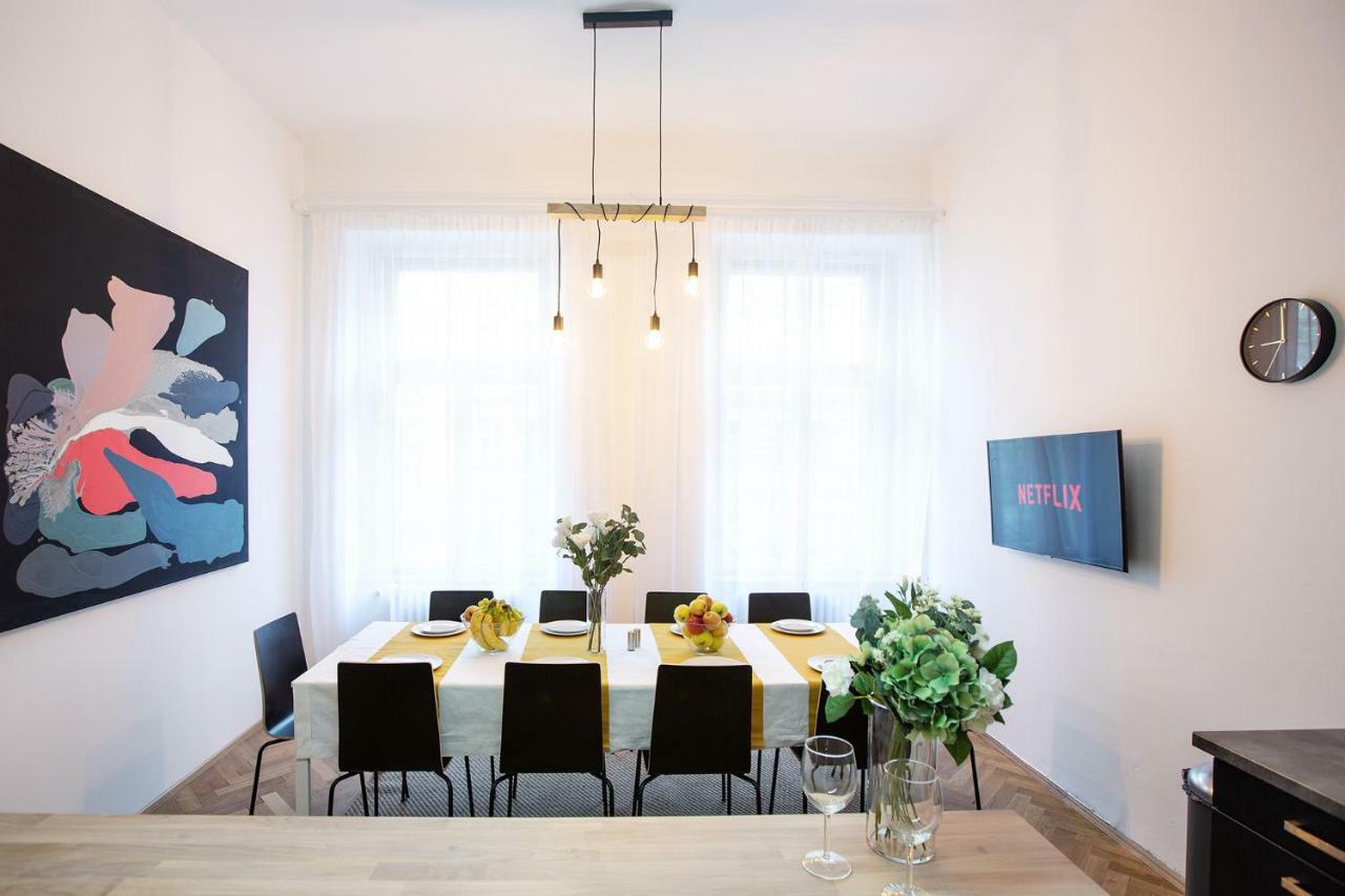 5Br 2Bath Family Apt 5Mins To Wenceslas Square Praga Exterior foto
